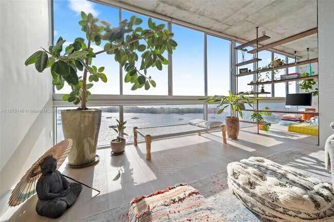 7934 West Dr Unit 803