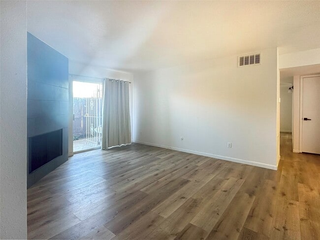 Photo - 9350 Country Creek St Unit 58