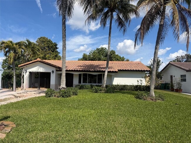 Building Photo - 10403 NW 80th Ct