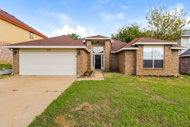 Building Photo - 1615 Barclay Dr Rental
