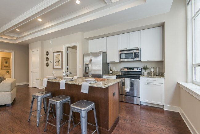 1501 Locust St Residential