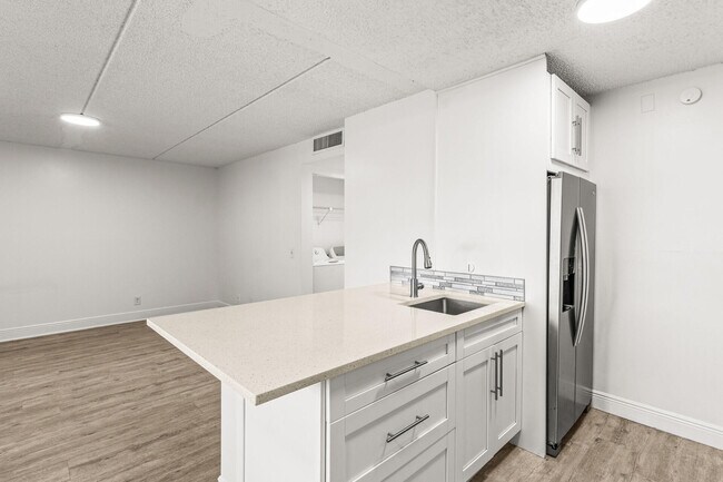 Photo - 507 Meadows Cir