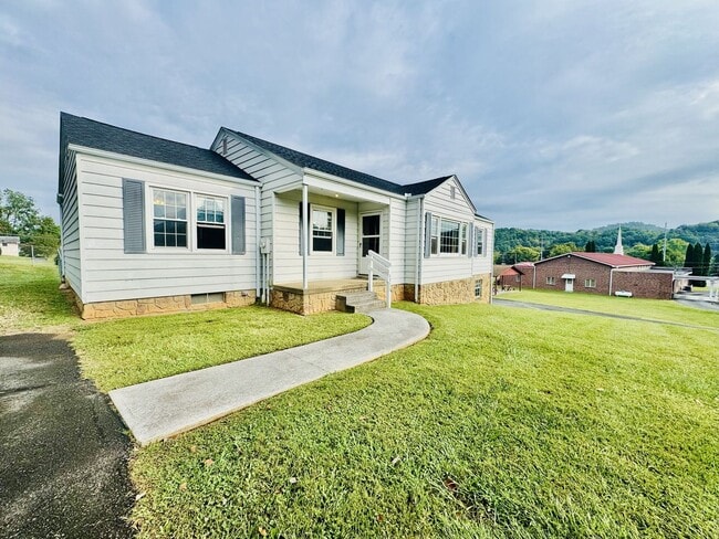 Photo - 3976 US-19E