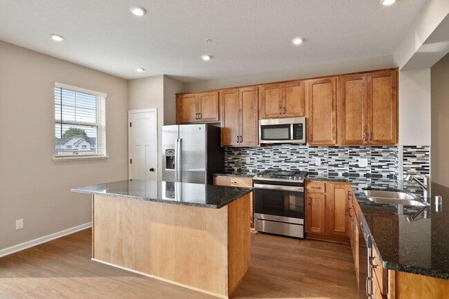 Photo - 6532 Joliet Ave S