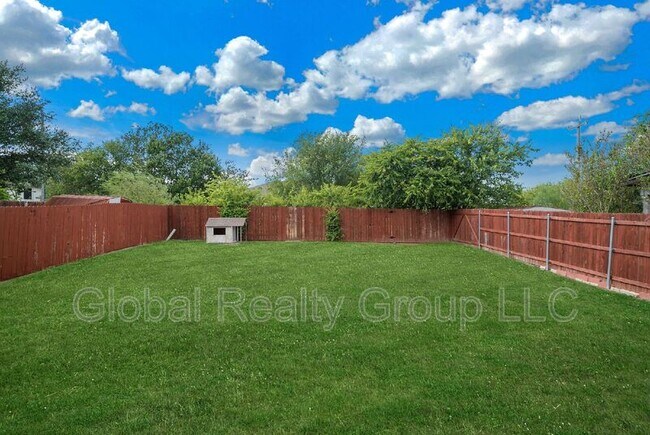 Photo - 5107 Meridian Farm