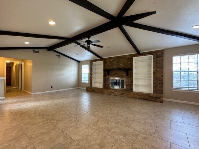 Photo - Family home in Huntington Subdivision in P...