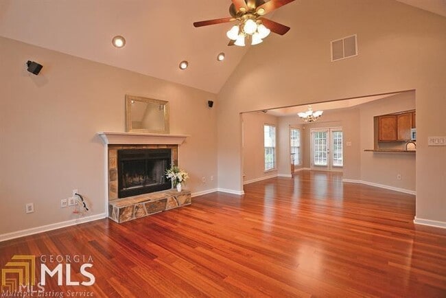 Photo - 239 Turnbridge Cir