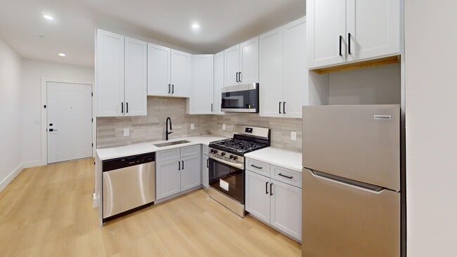 Building Photo - 337-339 Johnston Ave