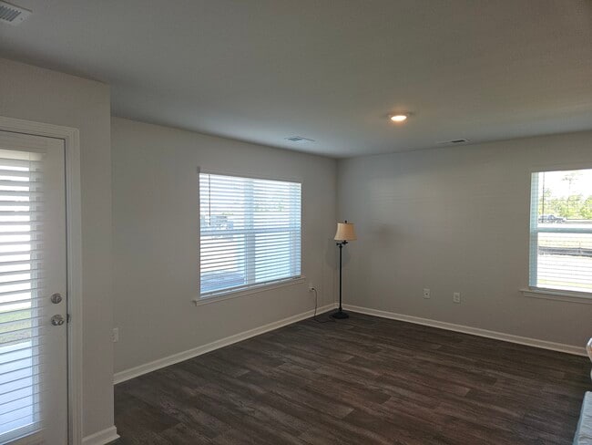 Photo - 4215 High Glen Dr