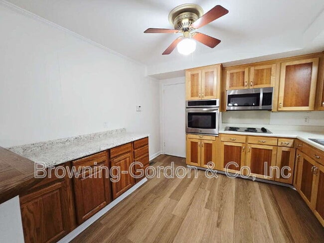 Photo - 241 Bonnacroft Dr