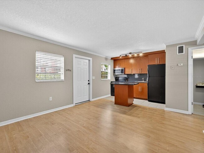 Photo - 2507 E Central Blvd Unit 21