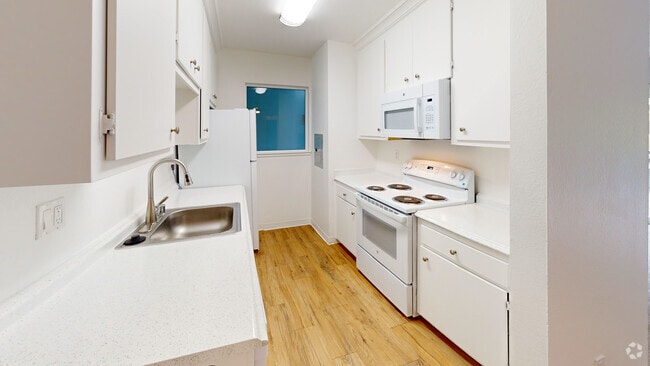 Building Photo - 475 Ignacio Blvd Unit 358 Rental