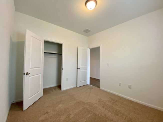 Photo - Stunning 4/2 Brand New Home in Kyle!