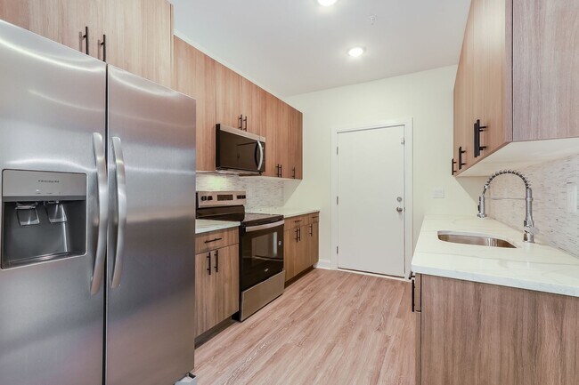 Photo - 2009 N 22nd St Unit 3