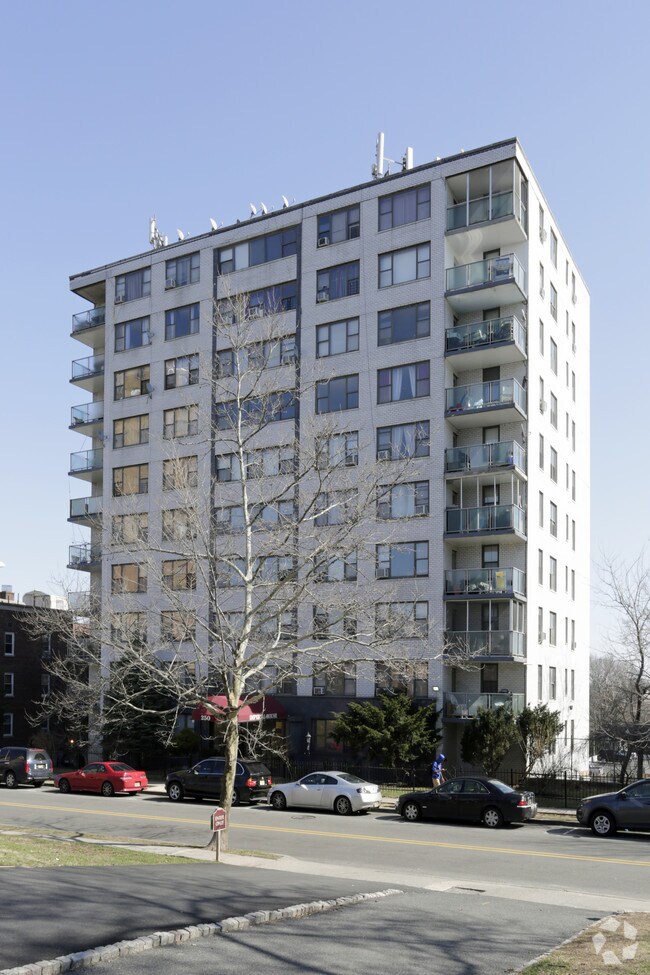 Imperial House Apartments - Imperial House Apartments