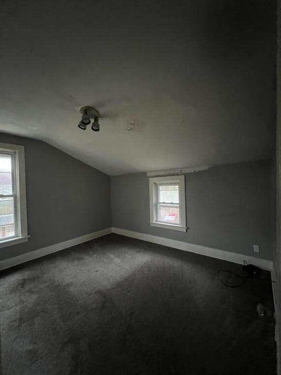 Photo - 338 W 10th St