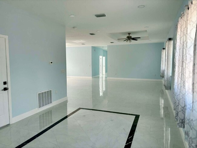 Photo - 3620 43rd Ave N