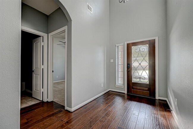 Photo - 17243 Lowell Lake Ln