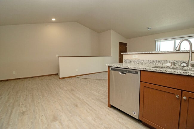 Photo - 1224 Sunset St SW