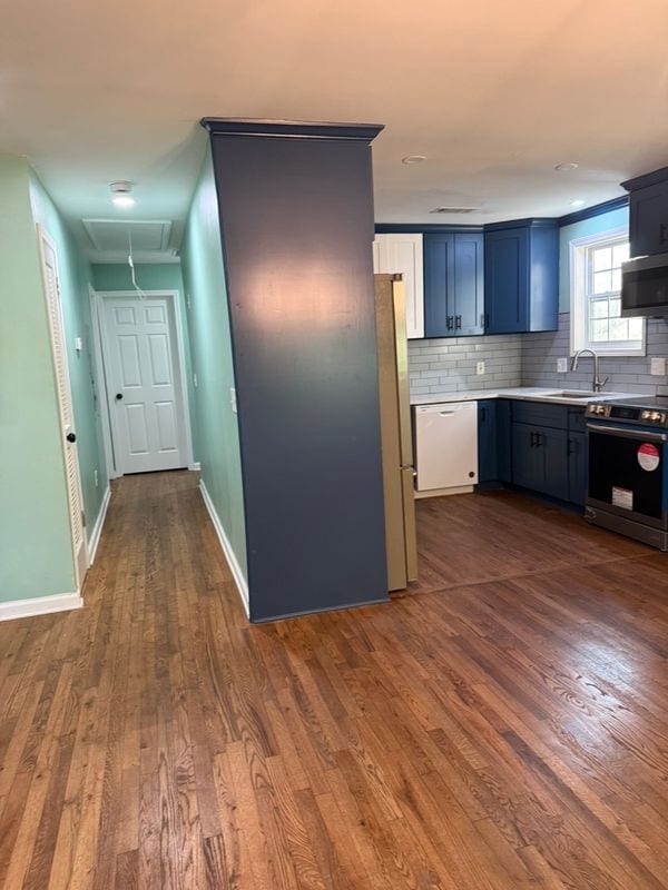 Photo - 331 Simca St SE