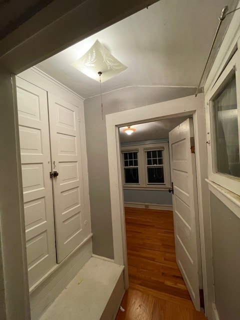 Built Ins - 415 Erie St Unit 2
