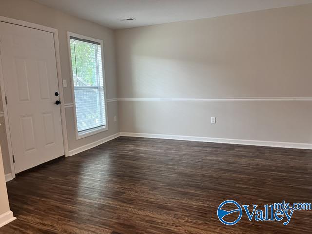 Photo - 144 Angela Dr Unit B