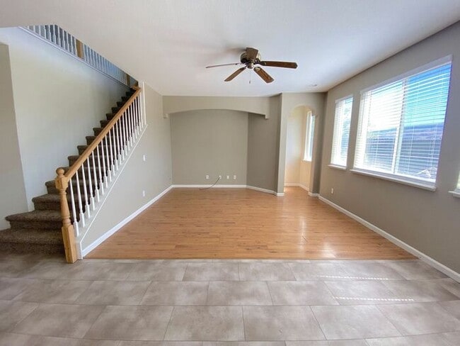 Photo - NW Reno 4 Bedroom Home - Mountain Views