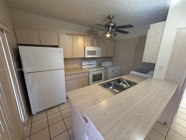 Photo - 20612 SW 103rd Pl