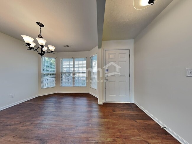 Photo - 9600 Splendor Dr