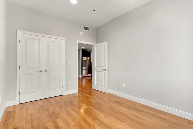 Photo - 10 Taber St Unit 603