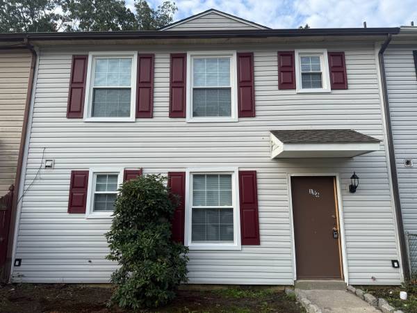 Photo - 156 Hampshire Rd