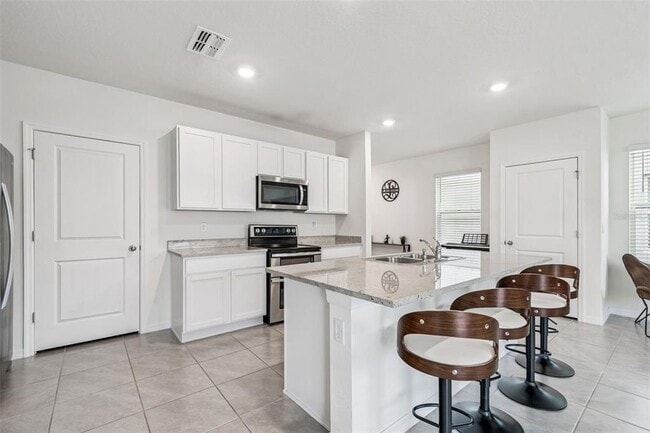 Photo - 5667 Chorleywood Ln