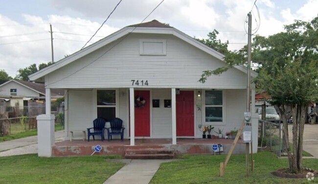 Building Photo - 7414 Canal St Rental