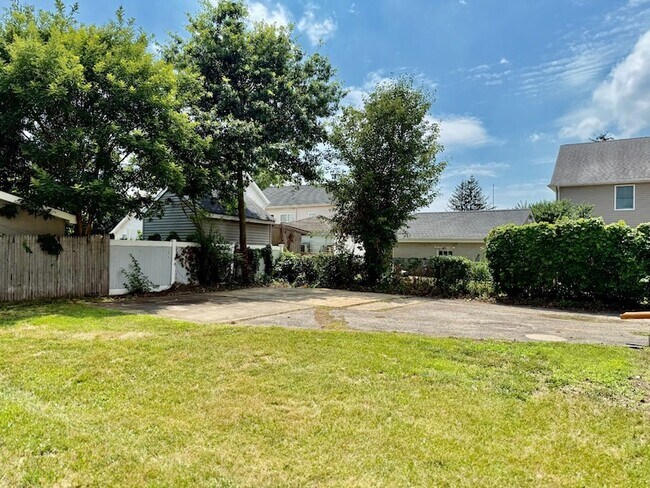 Photo - 223 Jackson Ave