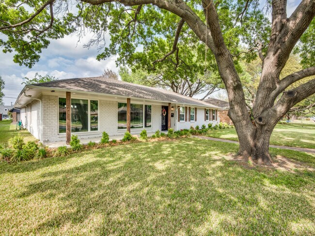 Photo - 3221 Princess Ln