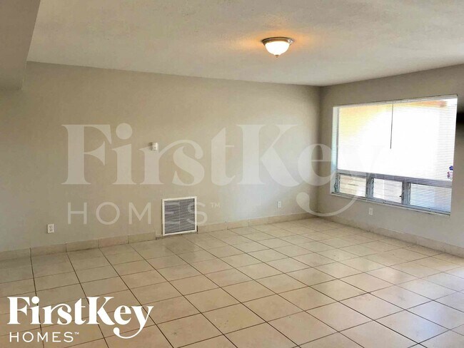 Photo - 3427 NW 37th St