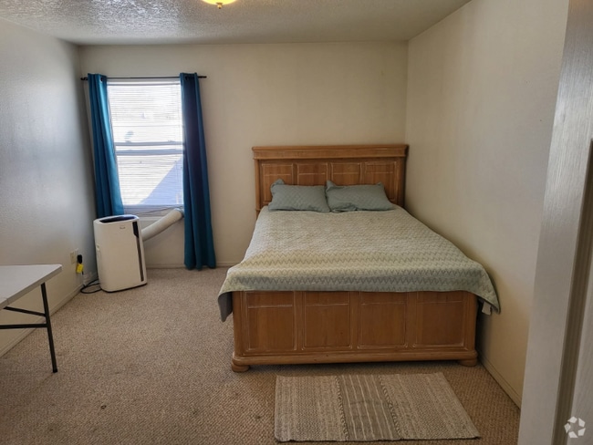 Building Photo - 4747 Spanish Sun Ave NE Rental