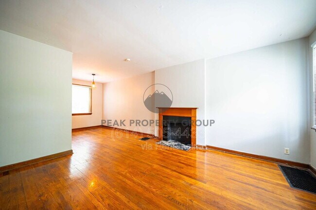 Photo - 213 E Hudson St