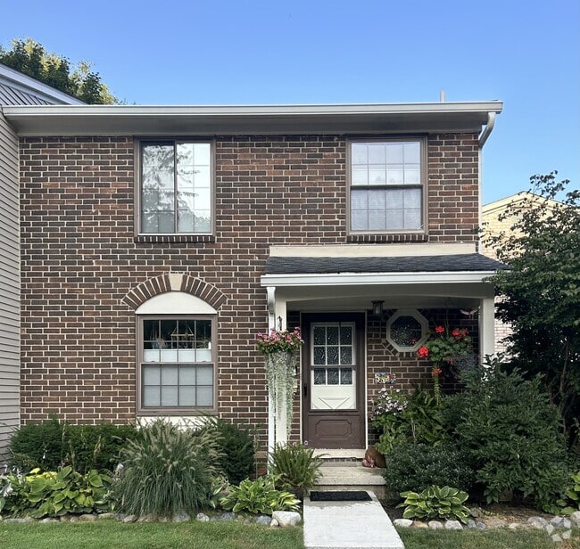 Building Photo - 1787 Sheffield Dr Rental