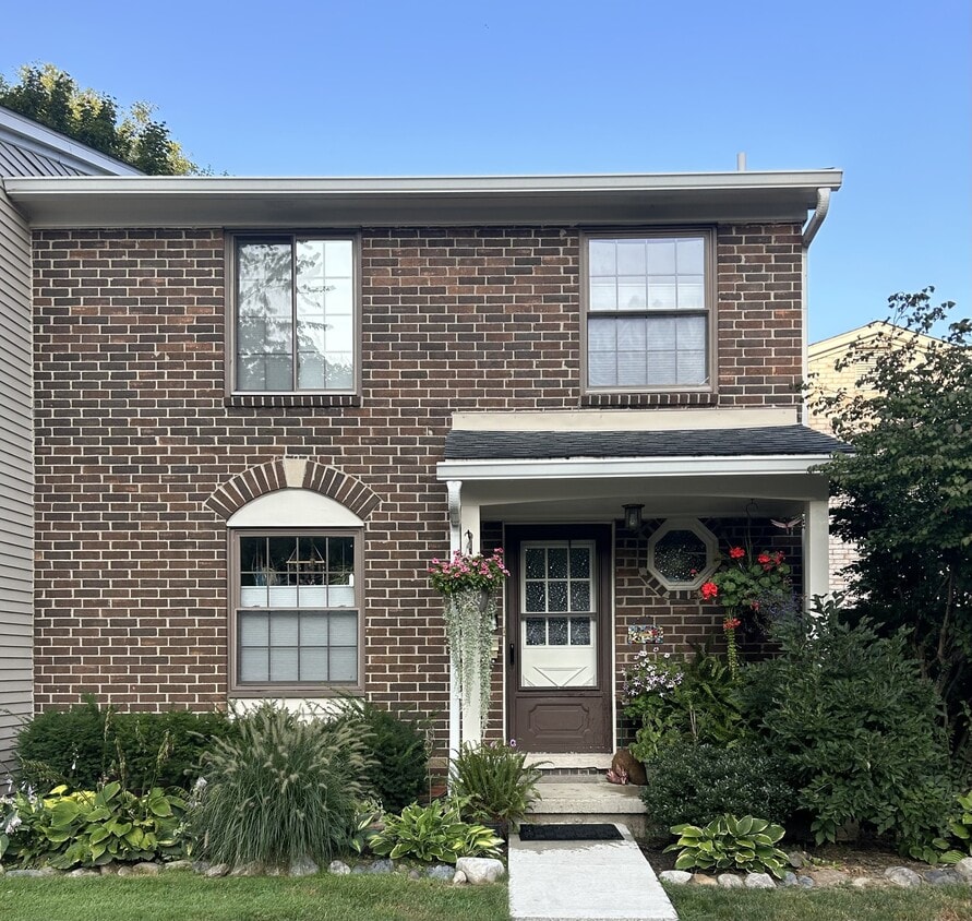 Photo - 1787 Sheffield Dr (Ypsilanti, MI)