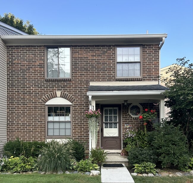 Photo - 1787 Sheffield Dr Townhome