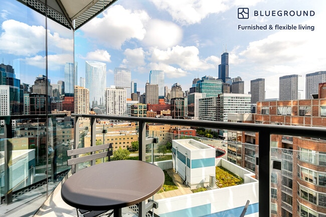 Photo - 730 W Couch Pl Unidad FL12-ID1313