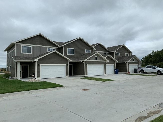 Building Photo - 1522 Ohana Ave
