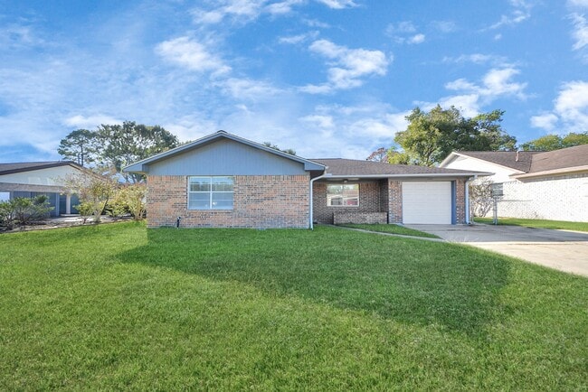 Photo - 1122 Un Vly Dr