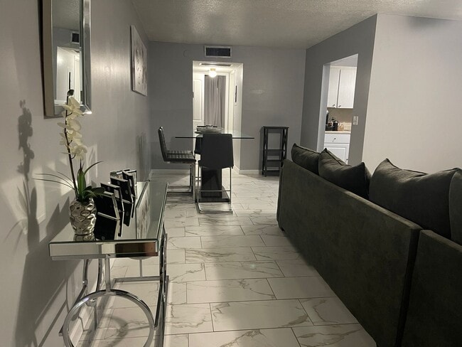 Building Photo - 2200 Springdale Blvd Unit 314 Rental