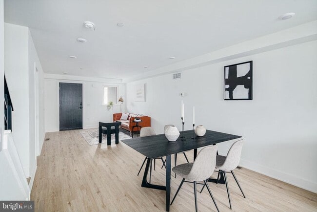 Photo - 2607 E Boston St Unit 1