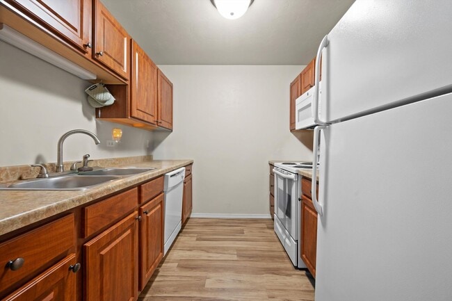 Photo - Hidden Ponds