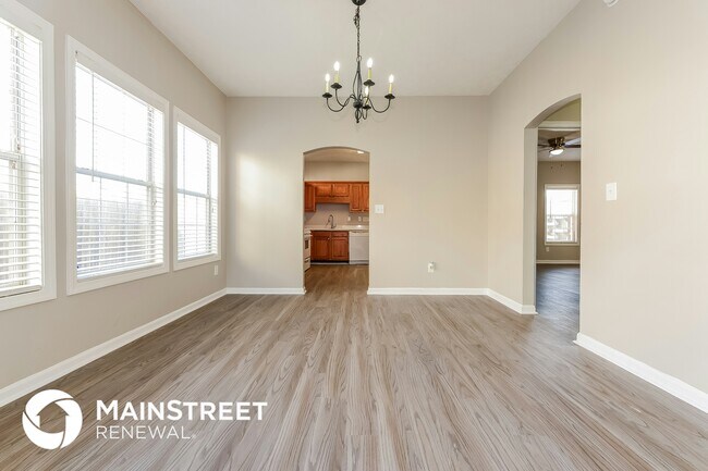 Photo - 1255 Lafayette Square