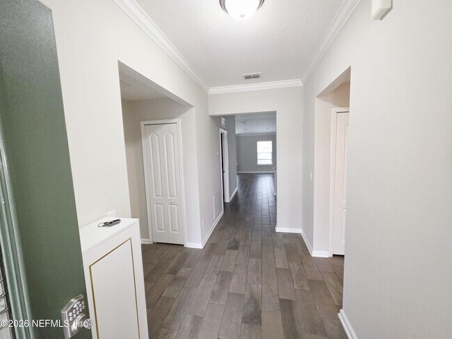 Photo - 474 Shetland Dr