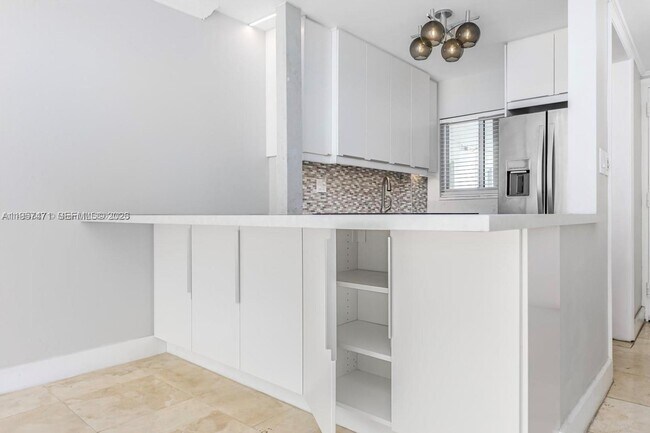 Photo - 1345 Lincoln Rd Unit 604